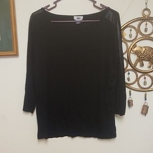 10/$20 Loose fitting black shirt